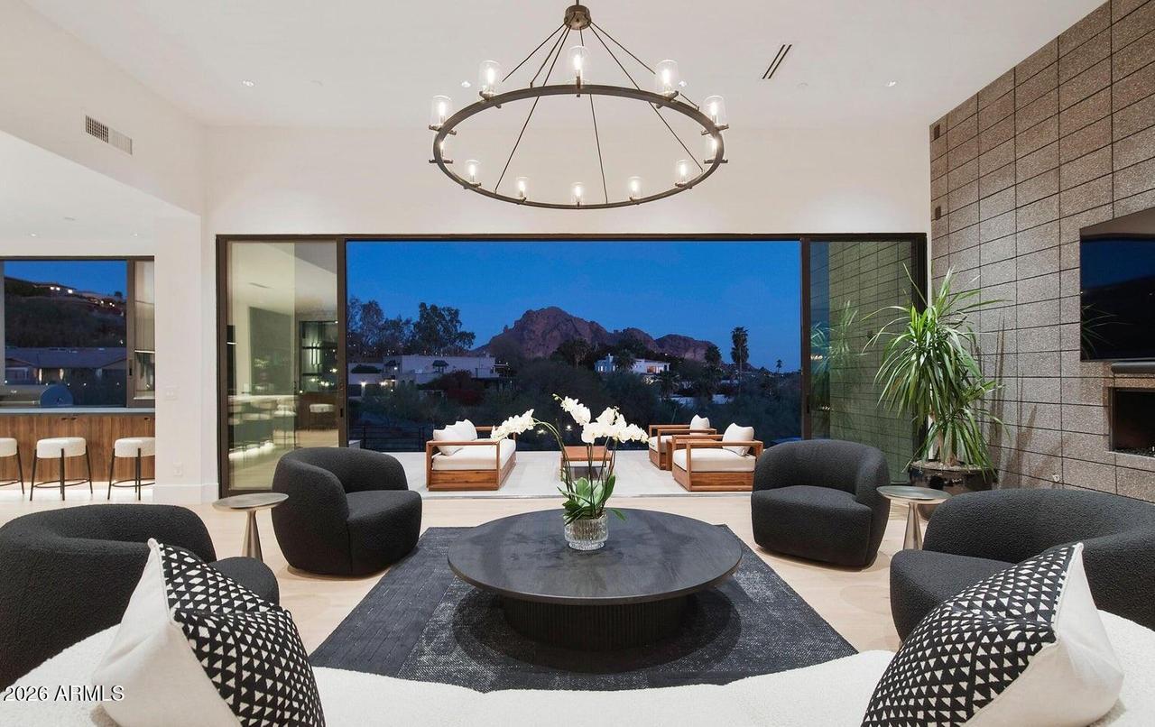 4117 E Keim Dr., Paradise Valley, AZ 85253