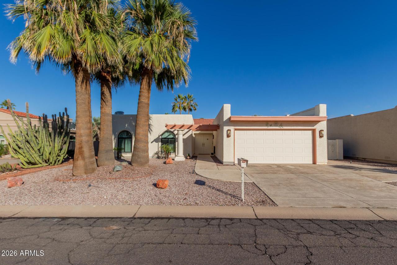 10906 E Bellflower Dr., Sun Lakes, AZ 85248
