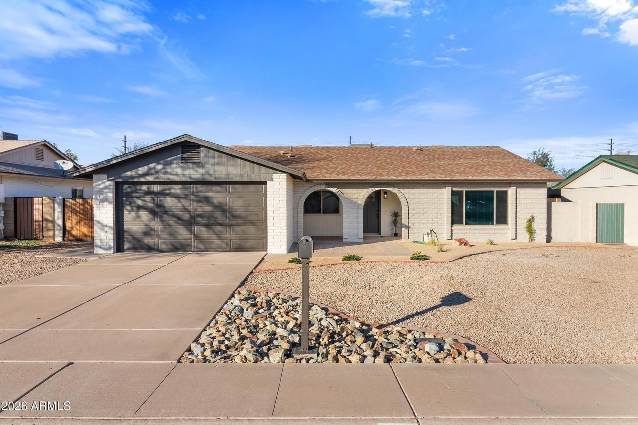 646 W Woodman Dr., Tempe, AZ 85283