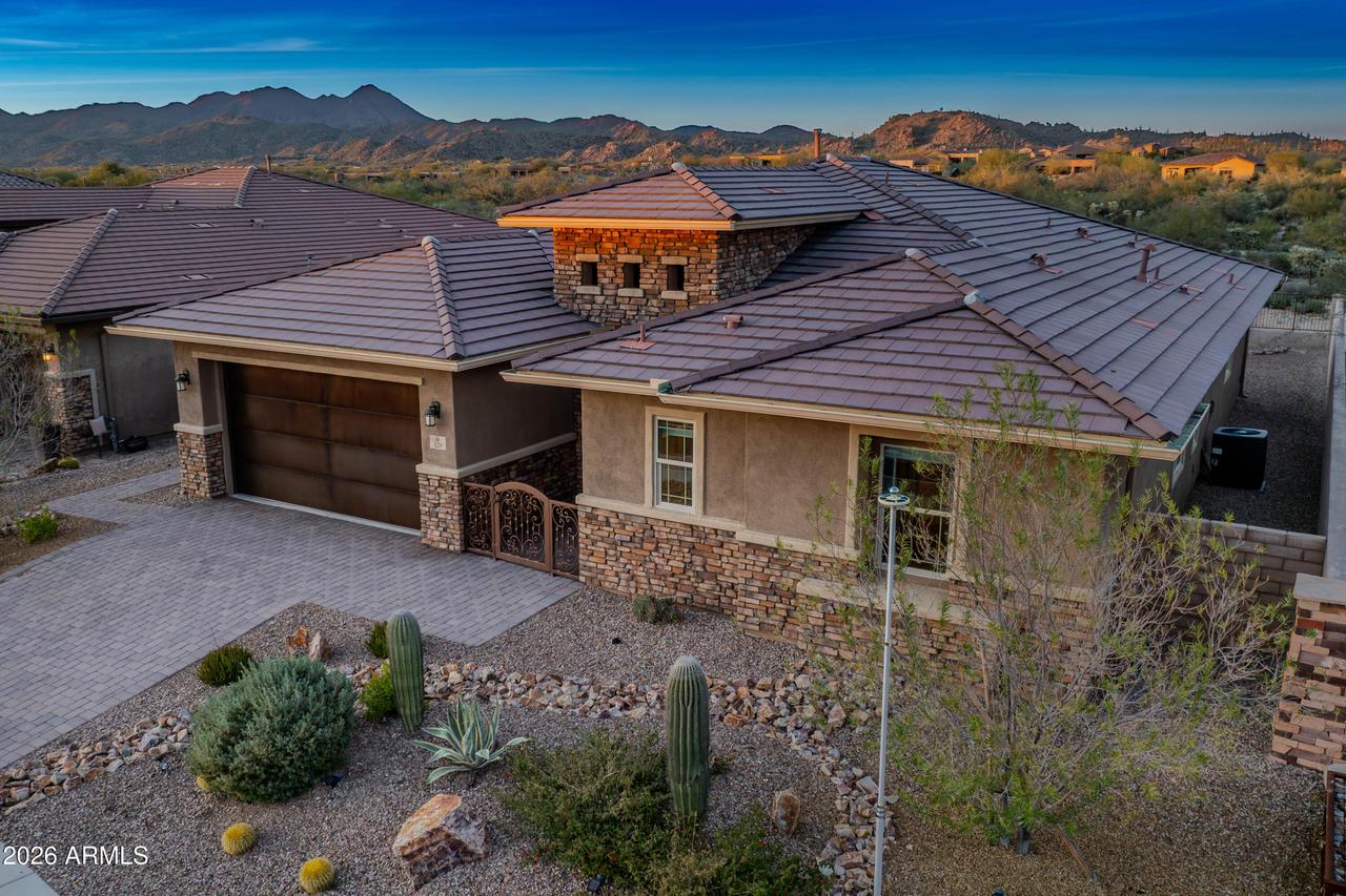 320 W Saguaro Arm Tr., Oro Valley, AZ 85755