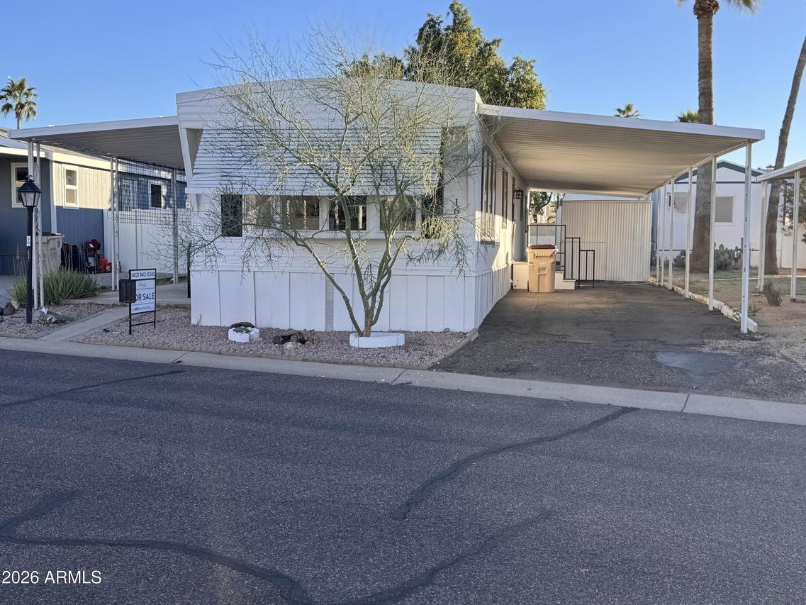 205 W Bell Rd., Phoenix, AZ 85023