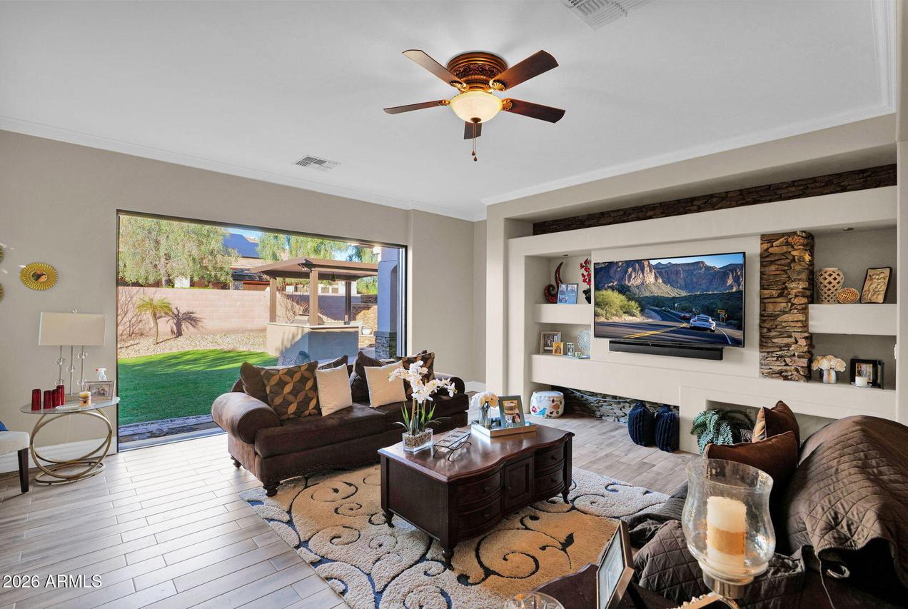 294 W Grand Canyon Dr., Chandler, AZ 85248