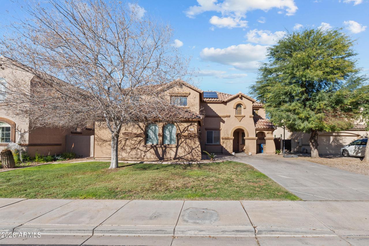 21420 E Roundup Way, Queen Creek, AZ 85142