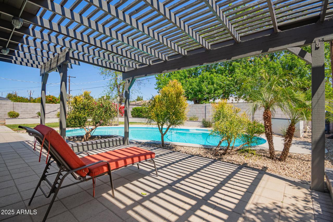 6741 N 10th St., Phoenix, AZ 85014