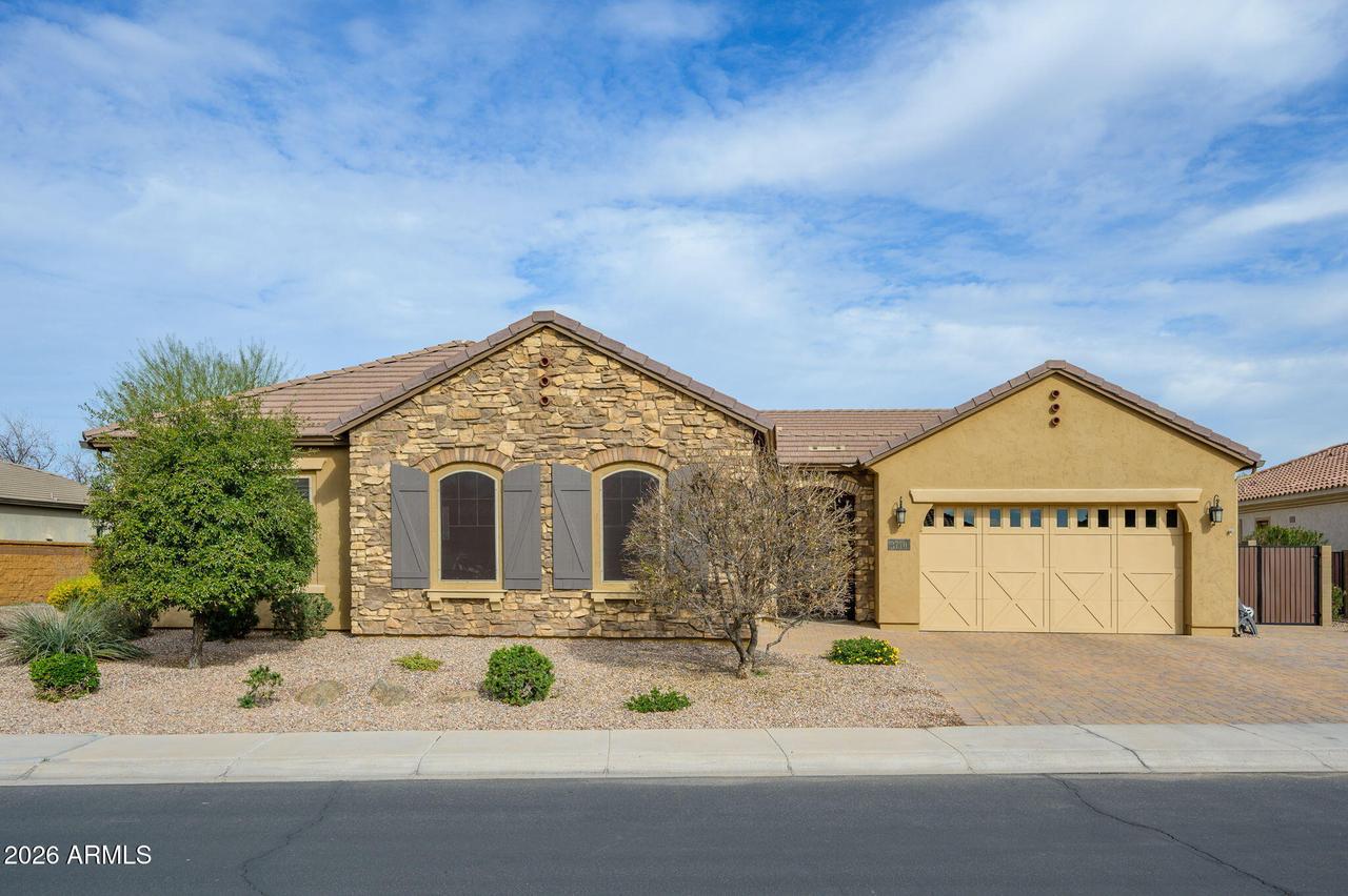 3770 E Iris Dr., Chandler, AZ 85286