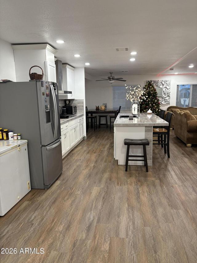 328 S 98th St., Mesa, AZ 85208