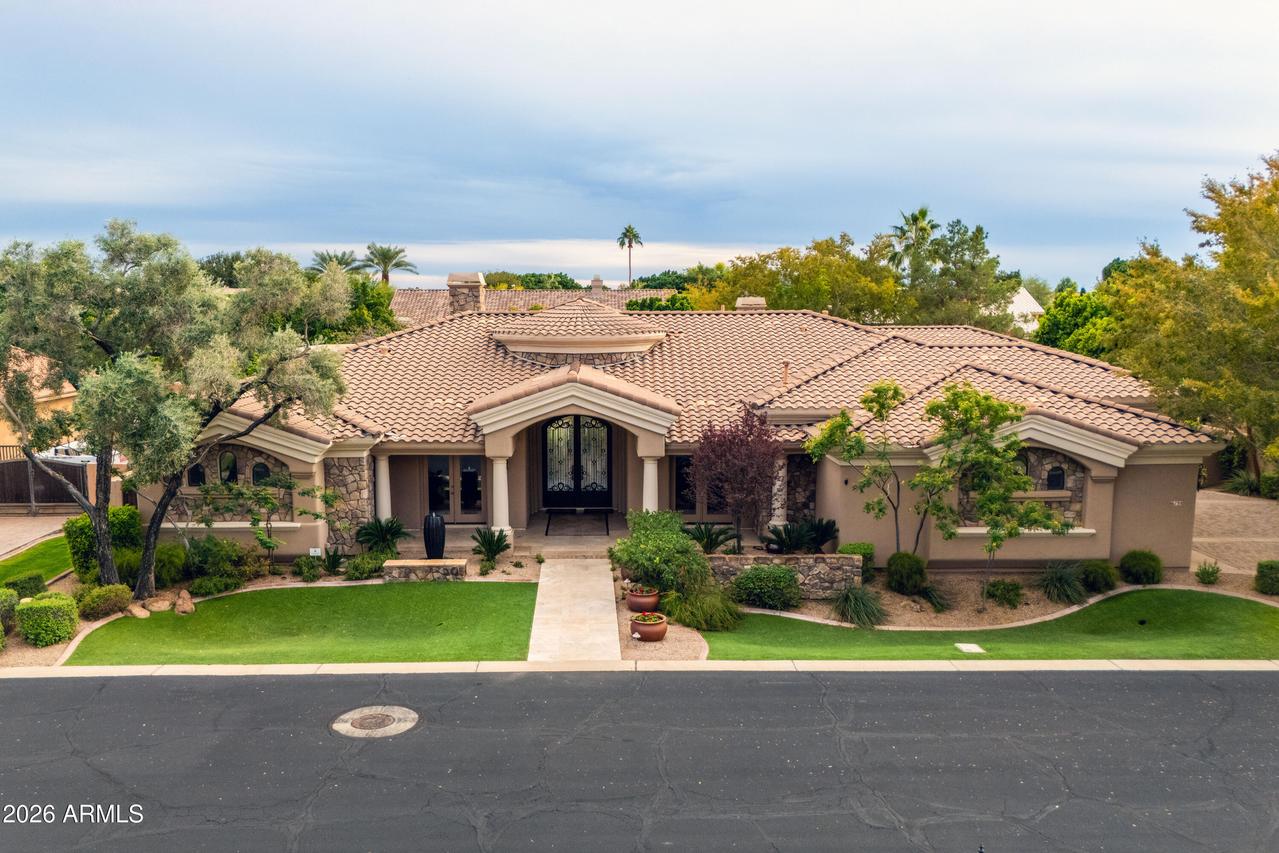 6135 W Trovita Pl., Chandler, AZ 85226
