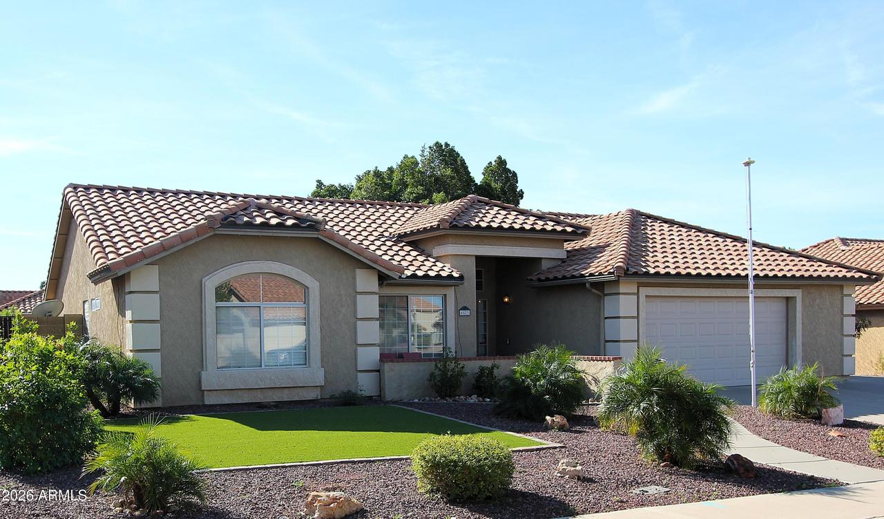6523 E Presidio St., Mesa, AZ 85215