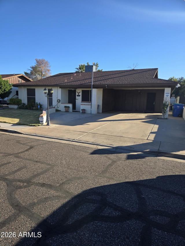 843 E Garnet Ave., Mesa, AZ 85204