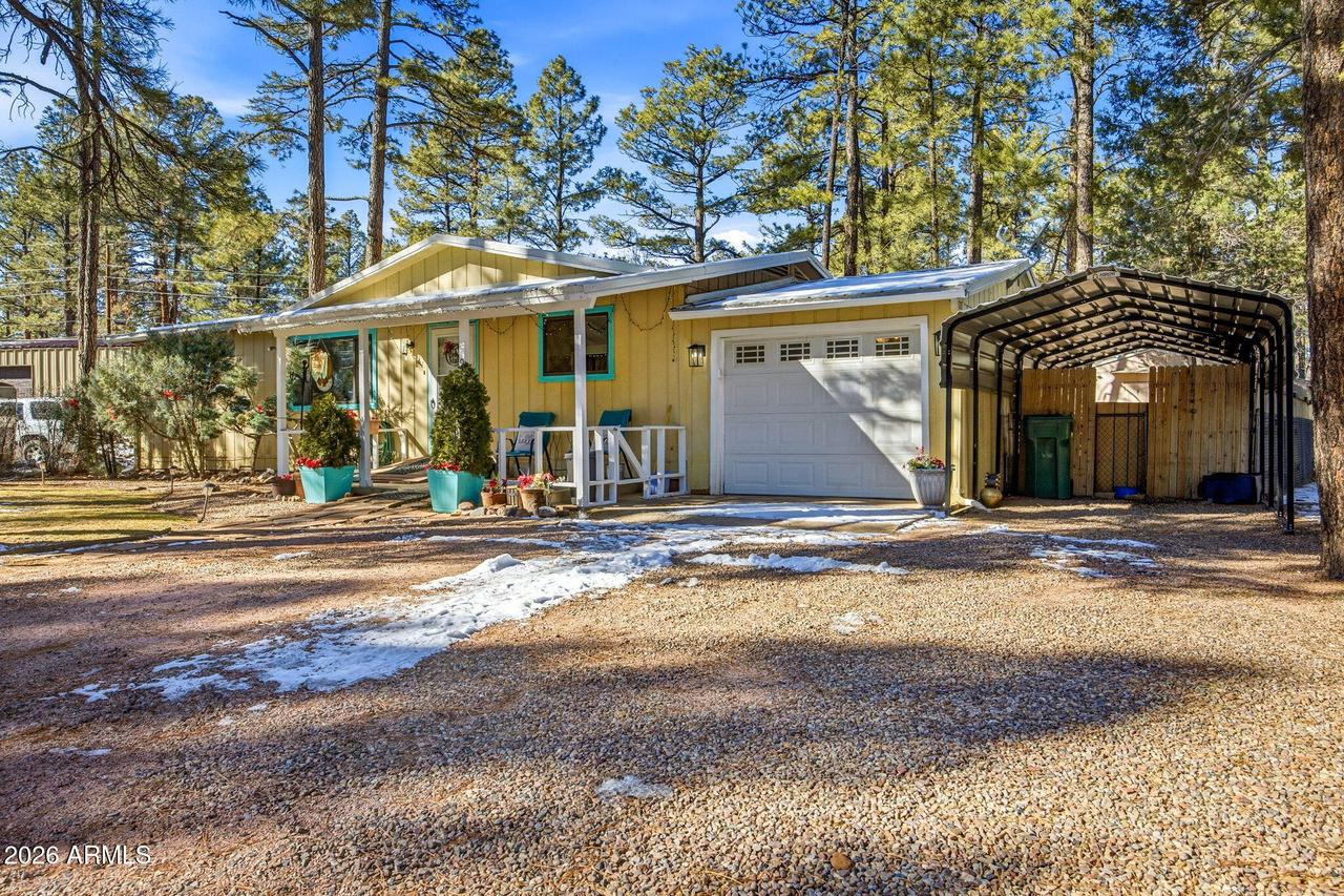 940 N 46th Dr., Show Low, AZ 85901