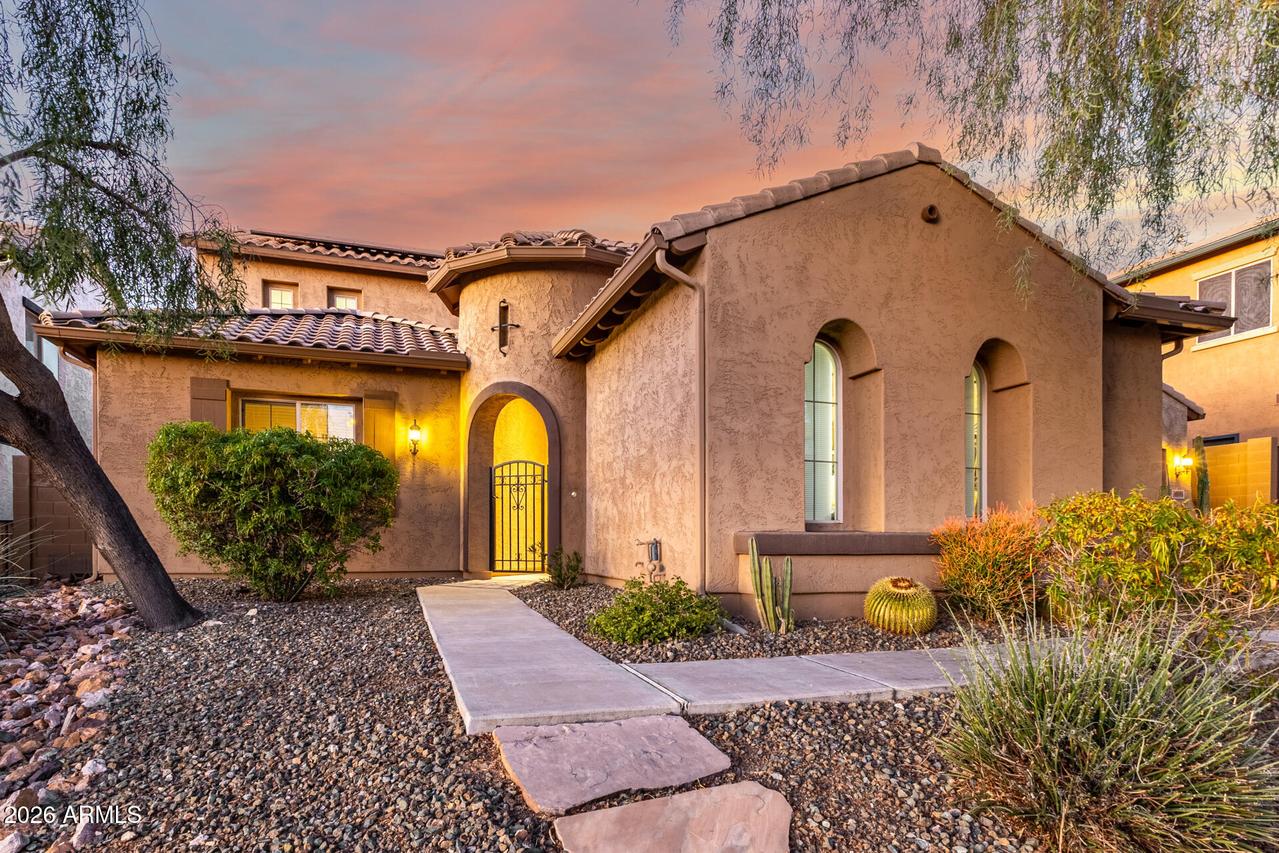 1806 W Yellow Bird Ln., Phoenix, AZ 85085