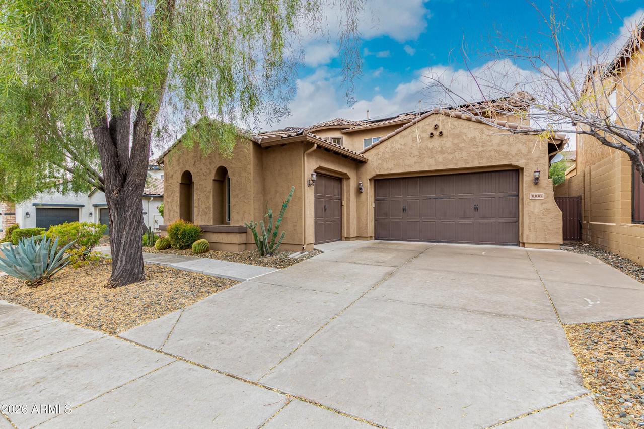 1806 W Yellow Bird Ln., Phoenix, AZ 85085