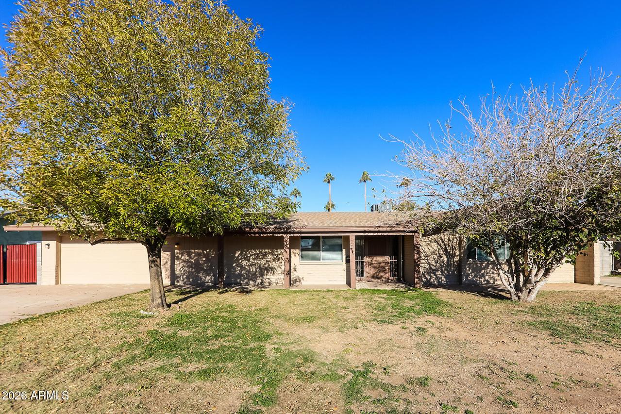 6218 W Wolf St., Phoenix, AZ 85033