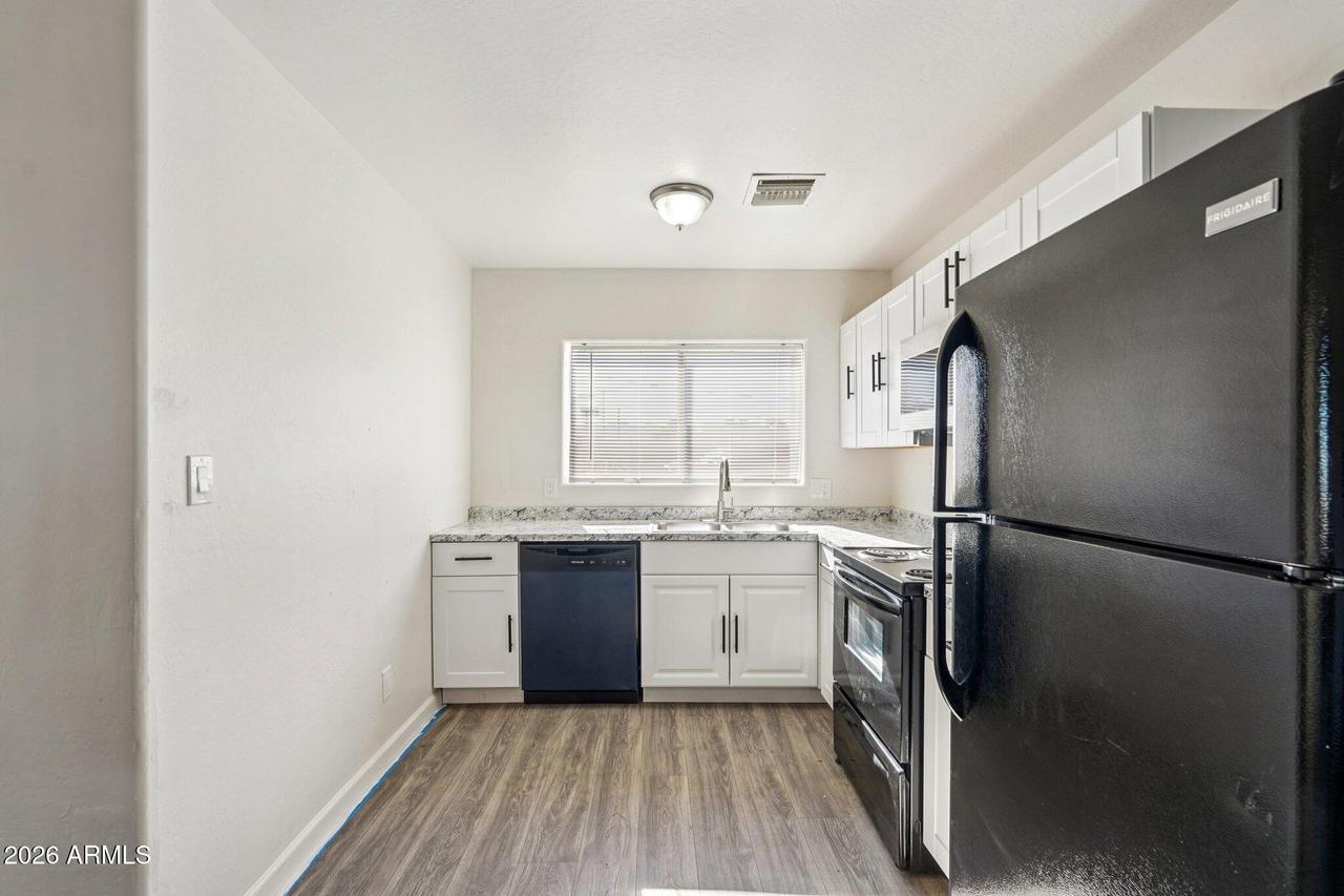 1344 E Pueblo Ave., Phoenix, AZ 85040