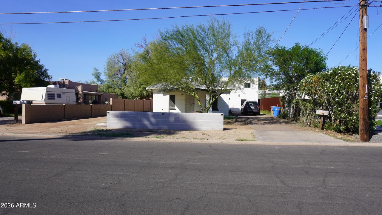 1044 E Whitton Ave., Phoenix, AZ 85014