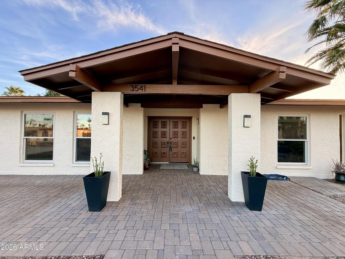 3541 E Cannon Dr., Phoenix, AZ 85028
