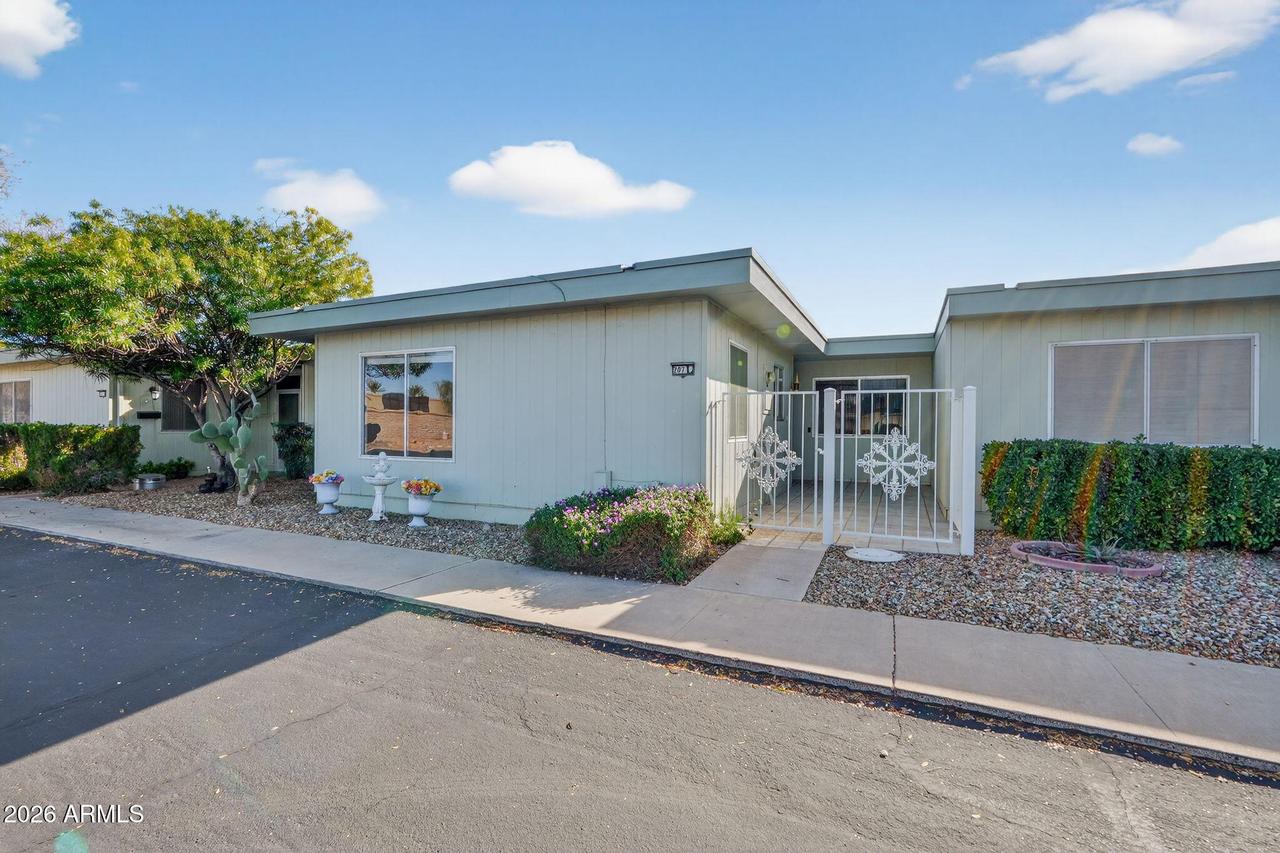 13207 N 98th Ave. #L, Sun City, AZ 85351