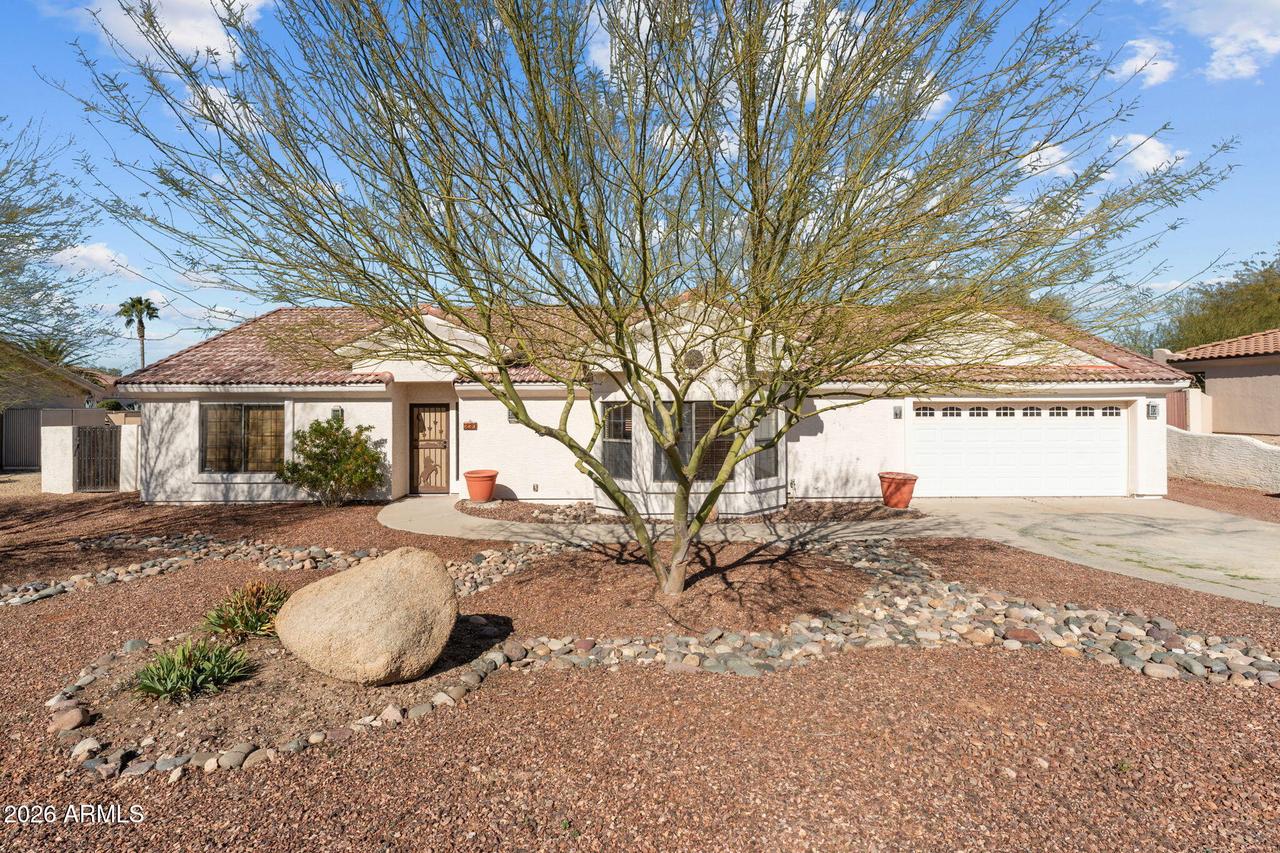 230 Cottonwood Ln., Wickenburg, AZ 85390