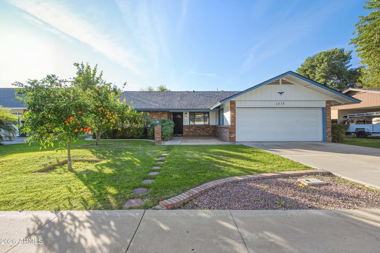 1317 E Hale St., Mesa, AZ 85203