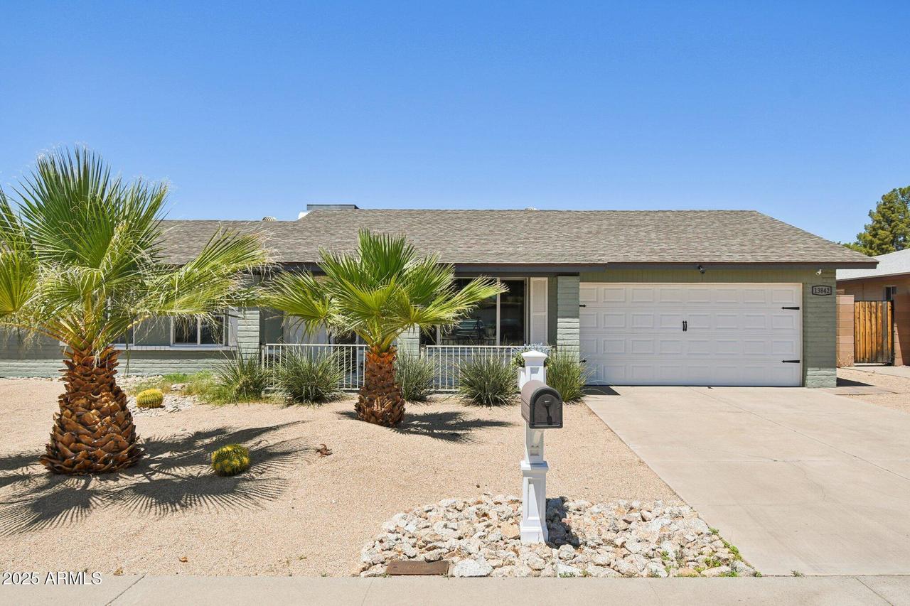 13842 N 40th Ave., Phoenix, AZ 85053
