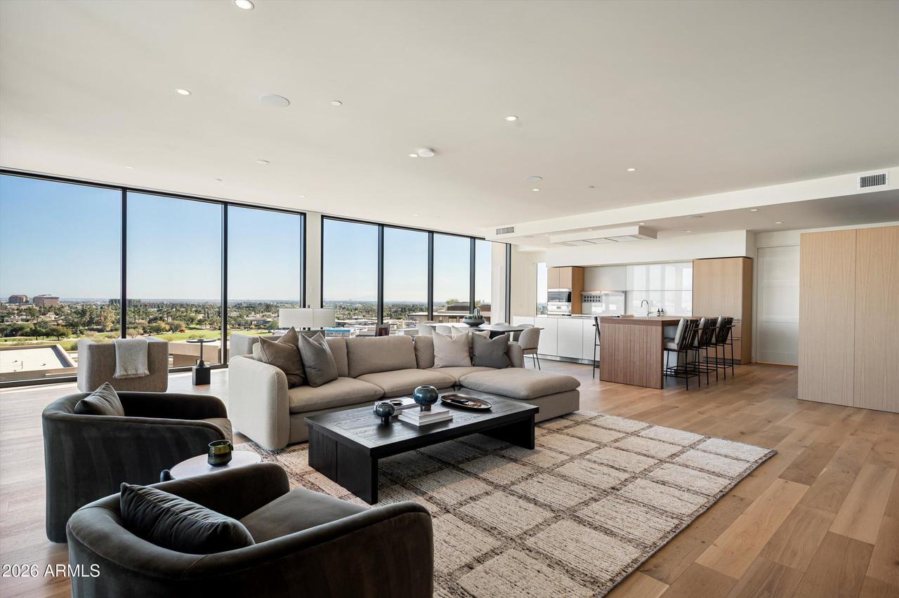 5000 N Camelback Ridge Dr. #410, Scottsdale, AZ 85251