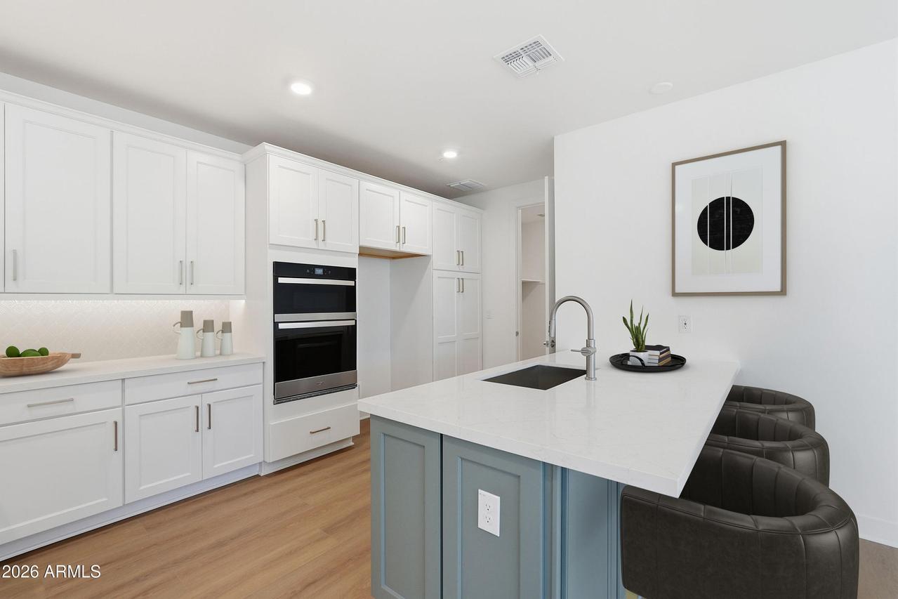 2121 W Sonoran Desert Dr. #79, Phoenix, AZ 85085