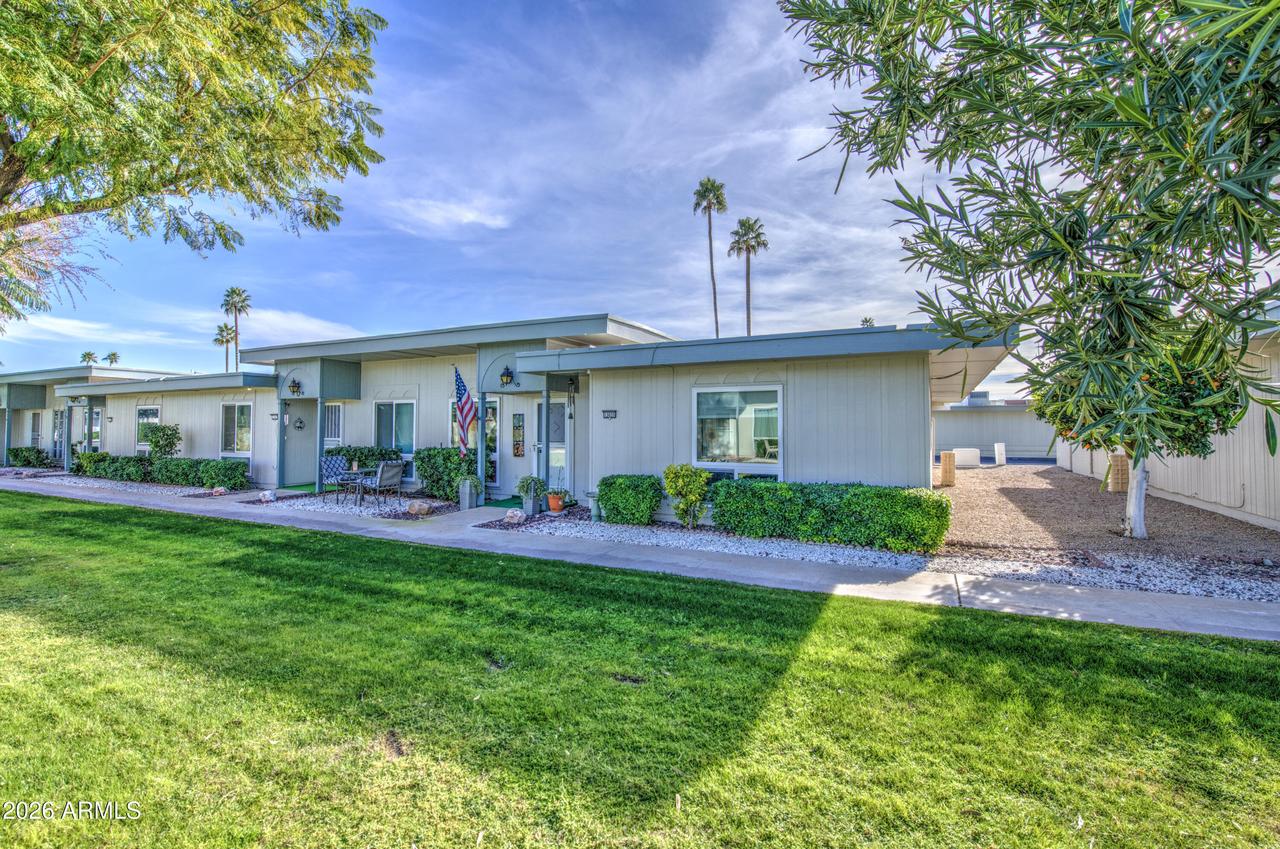 13025 N 100th Ave., Sun City, AZ 85351