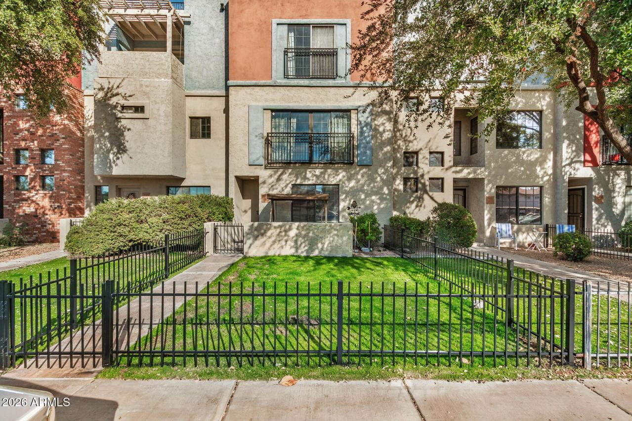 3423 E Lance Ln., Phoenix, AZ 85018