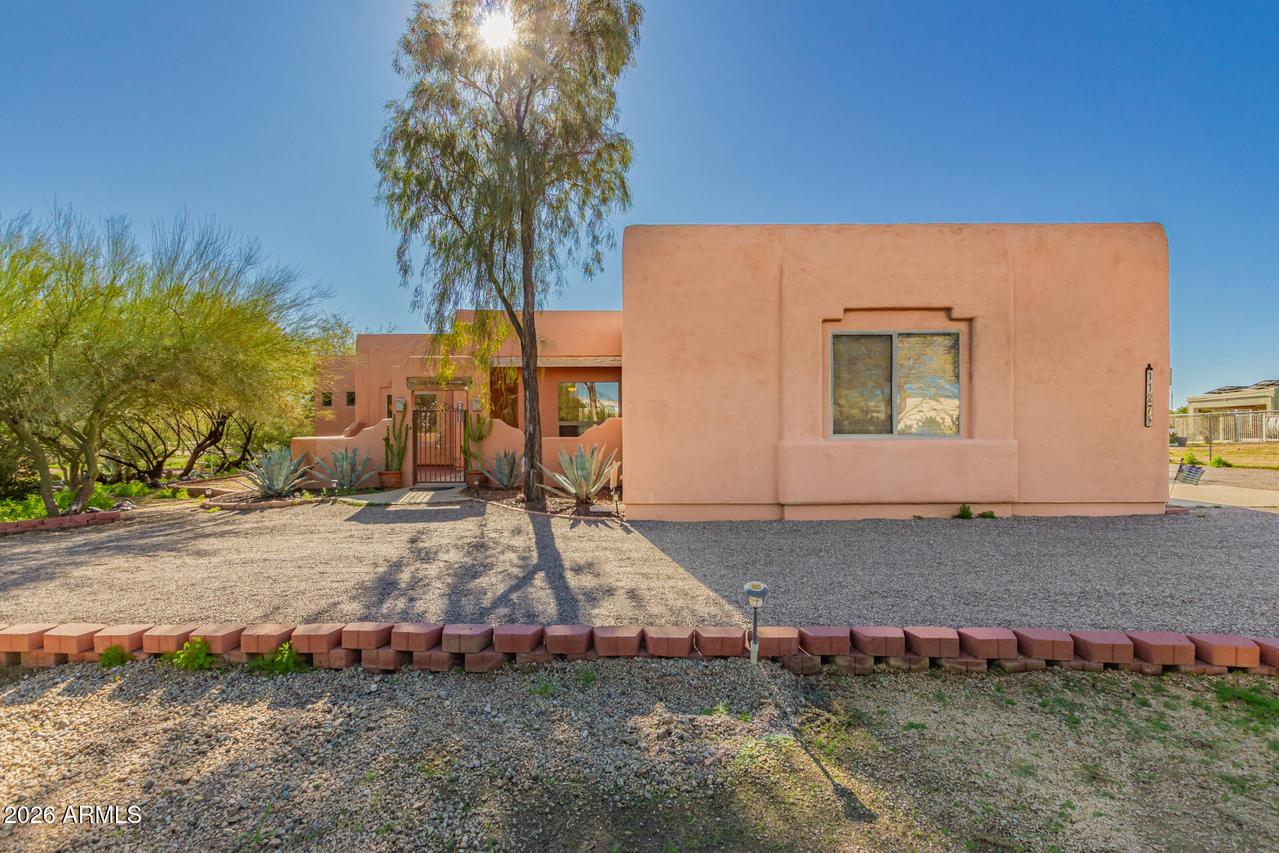 1127 E Joy Ranch Rd., Phoenix, AZ 85086
