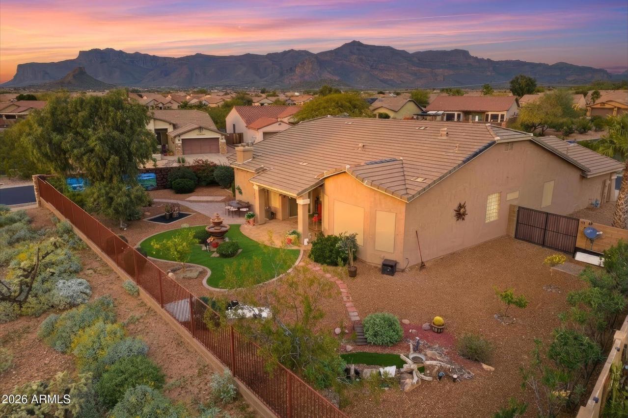 8348 S Lucky Seven Ct., Gold Canyon, AZ 85118