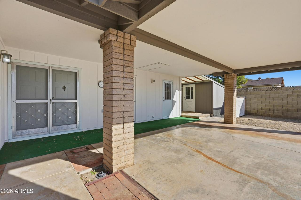 10219 N 39th Dr., Phoenix, AZ 85051