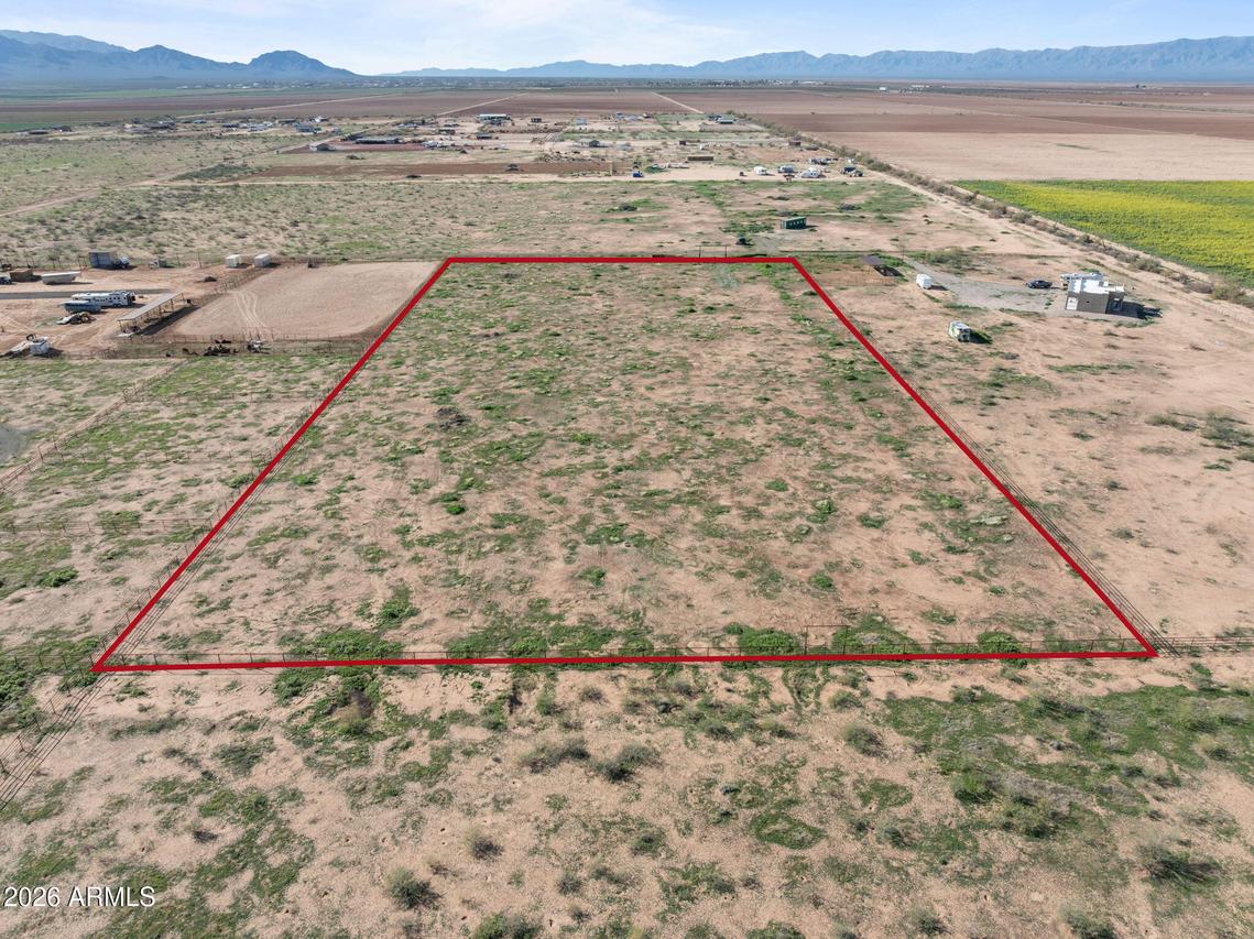 001 W Long Rifle Rd. #-, Aguila, AZ 85320