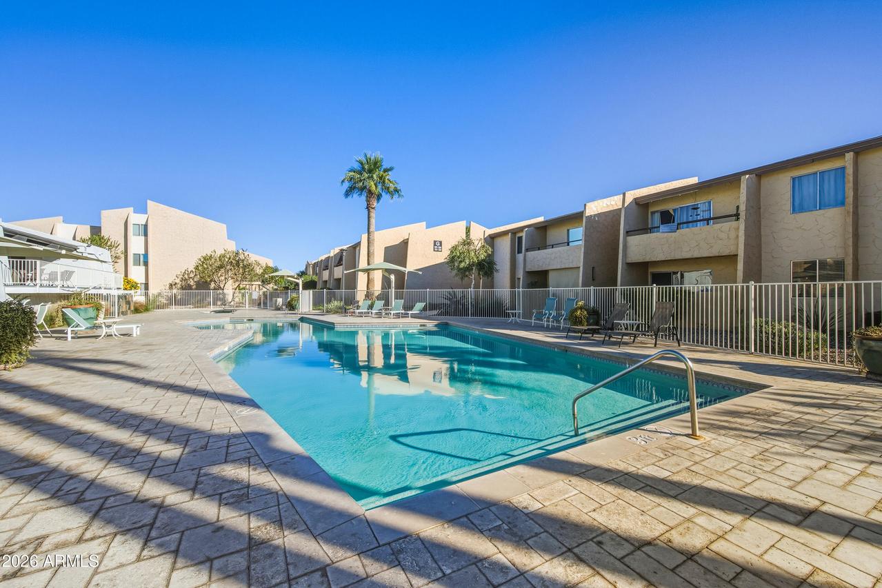 8055 E Thomas Rd. #M103, Scottsdale, AZ 85251