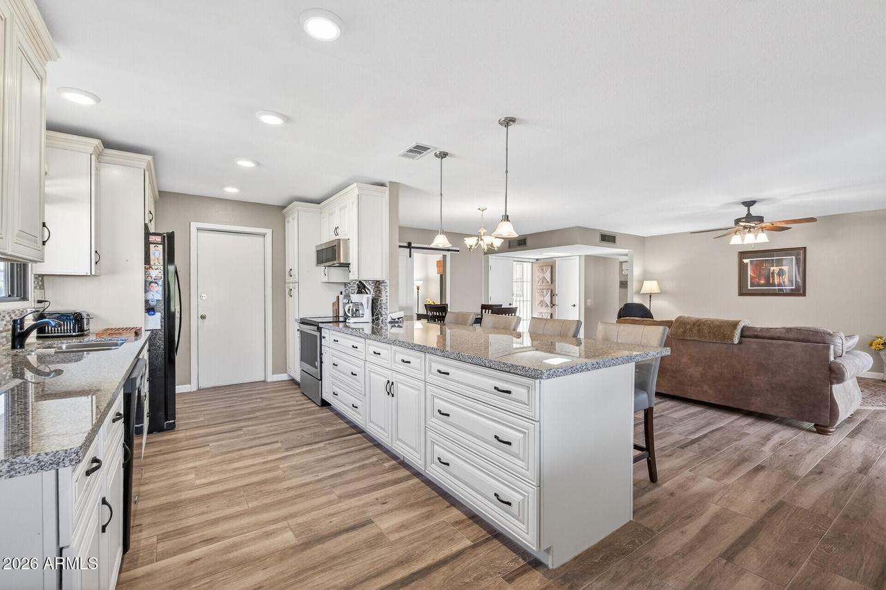 13614 W Echo Mesa Dr., Sun City West, AZ 85375