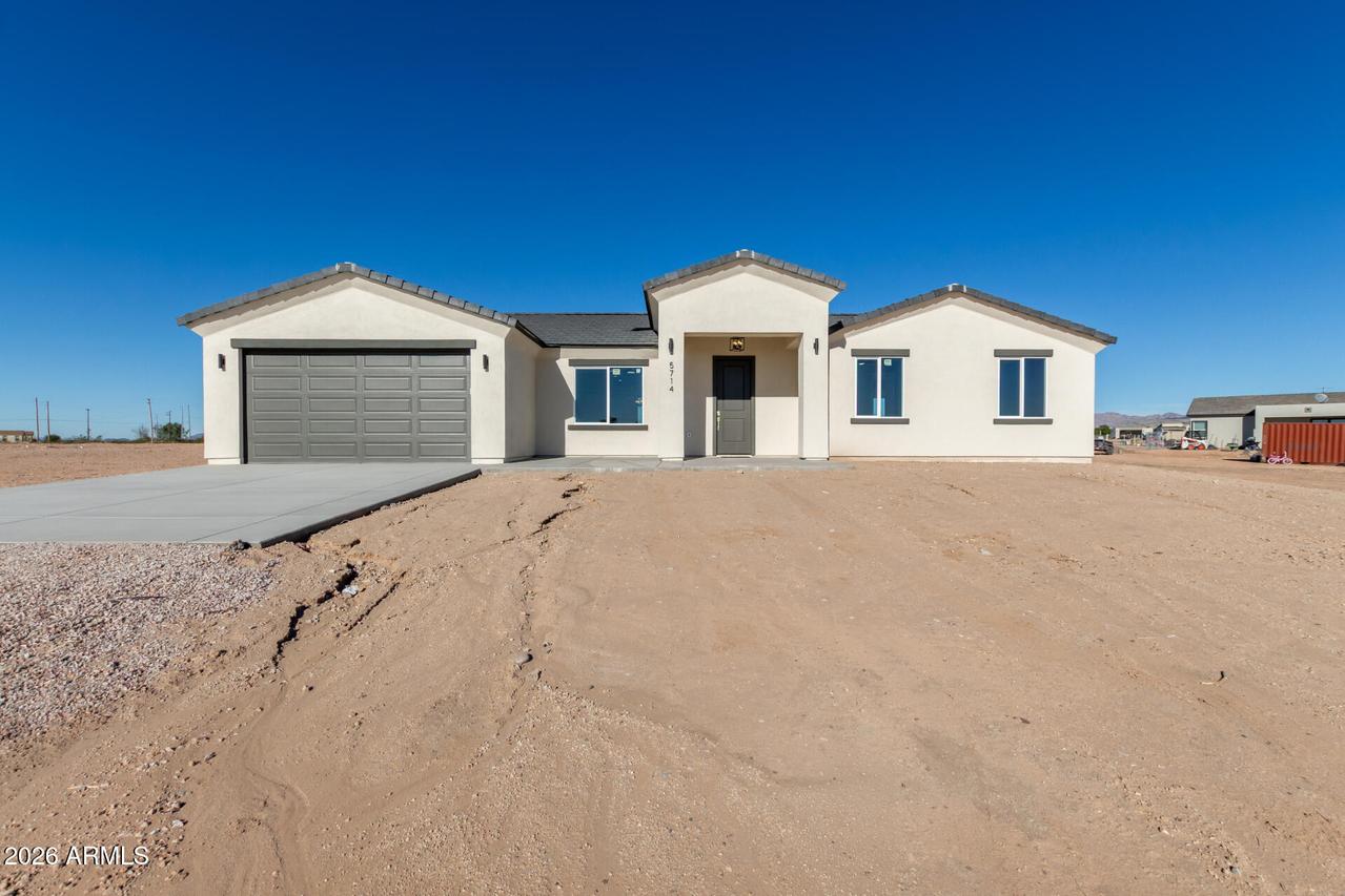 5714 N 381st Ln., Tonopah, AZ 85354