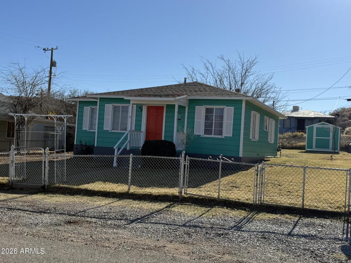 91 Neptune Ave., Bisbee, AZ 85603