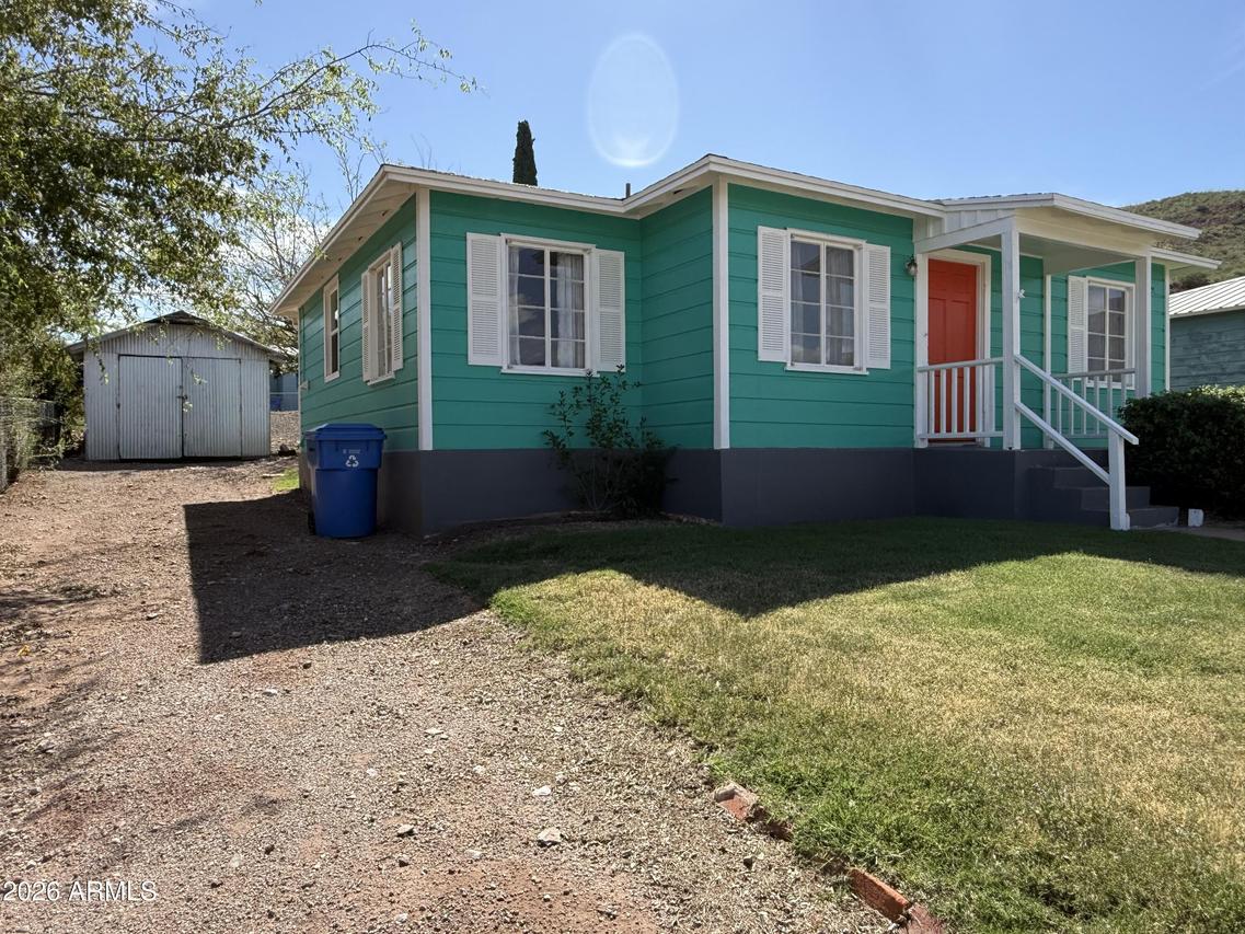 91 Neptune Ave., Bisbee, AZ 85603