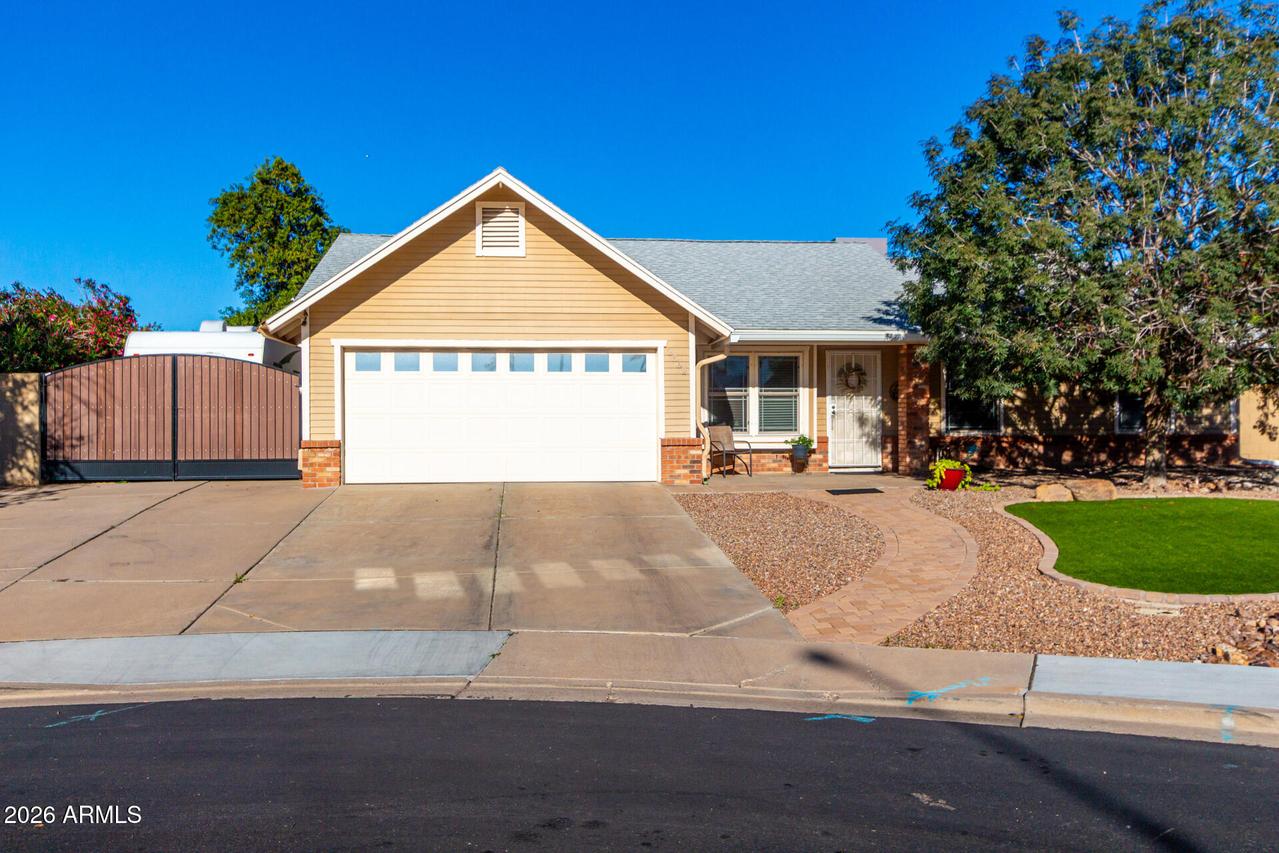 2562 E Drummer Cir., Mesa, AZ 85204
