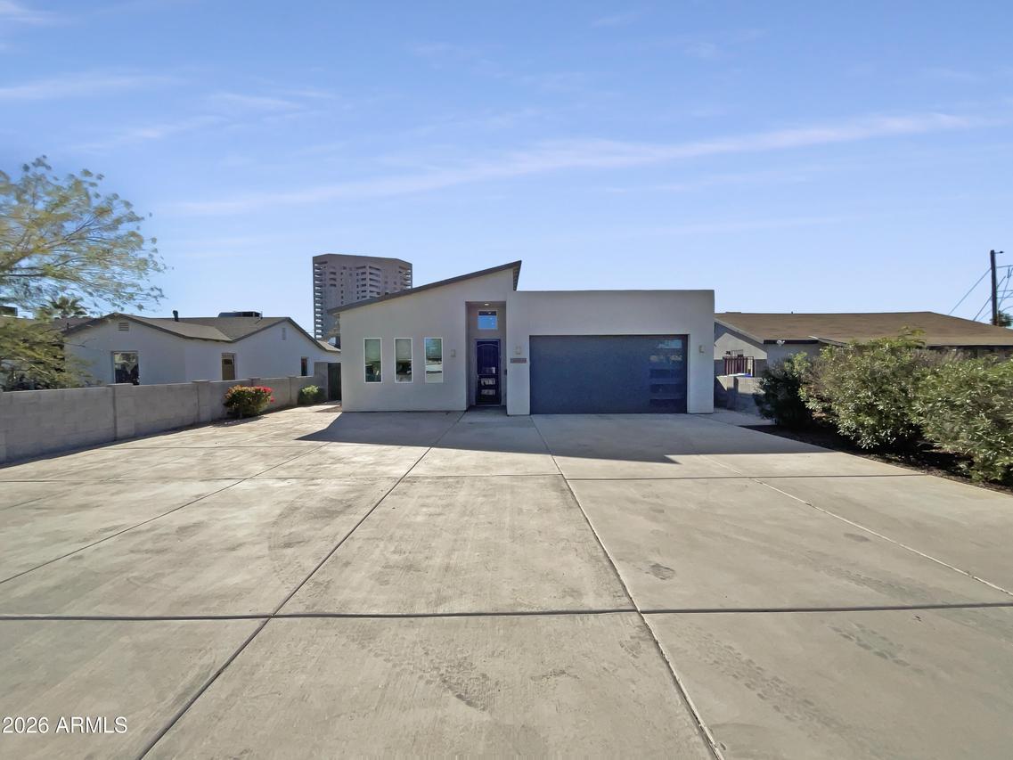 1005 E Weldon Ave., Phoenix, AZ 85014