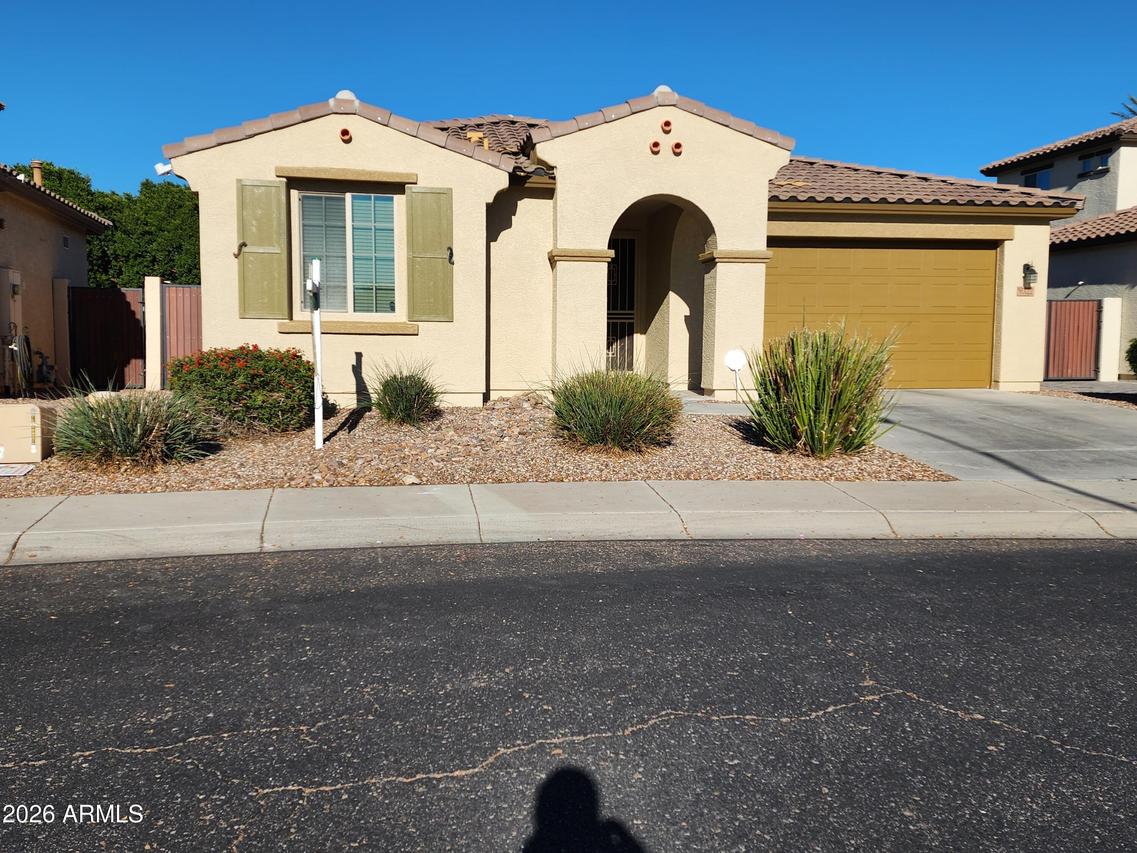 9322 W Dreyfus Dr., Peoria, AZ 85381