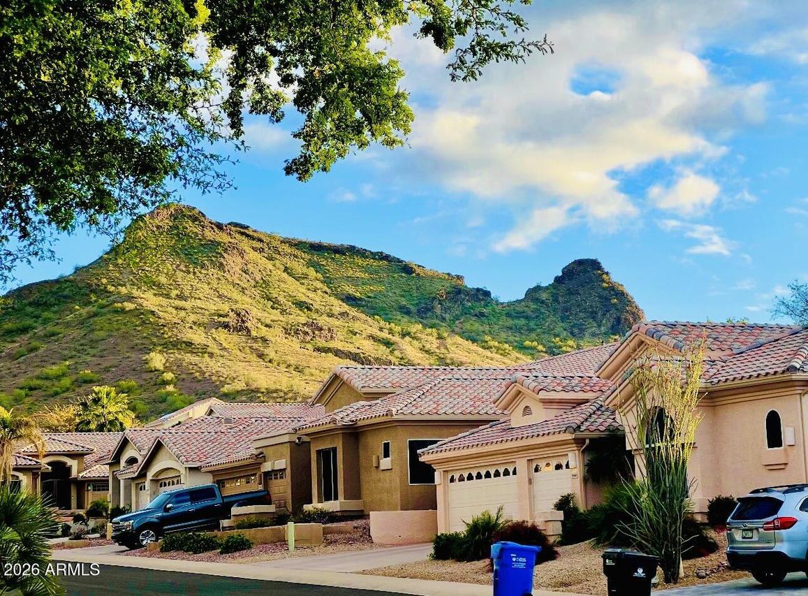 16001 N 17th Way, Phoenix, AZ 85022