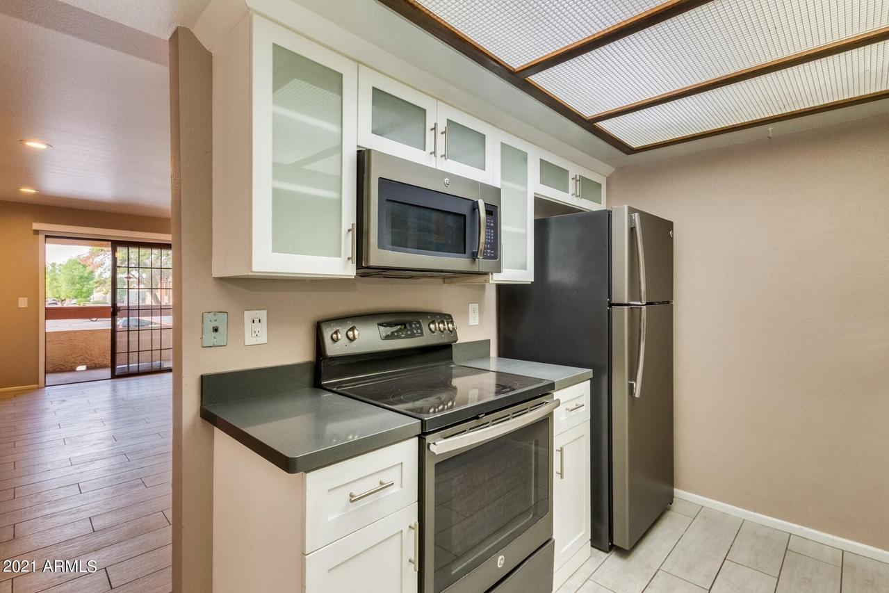 3131 W Cochise Dr. #250, Phoenix, AZ 85051