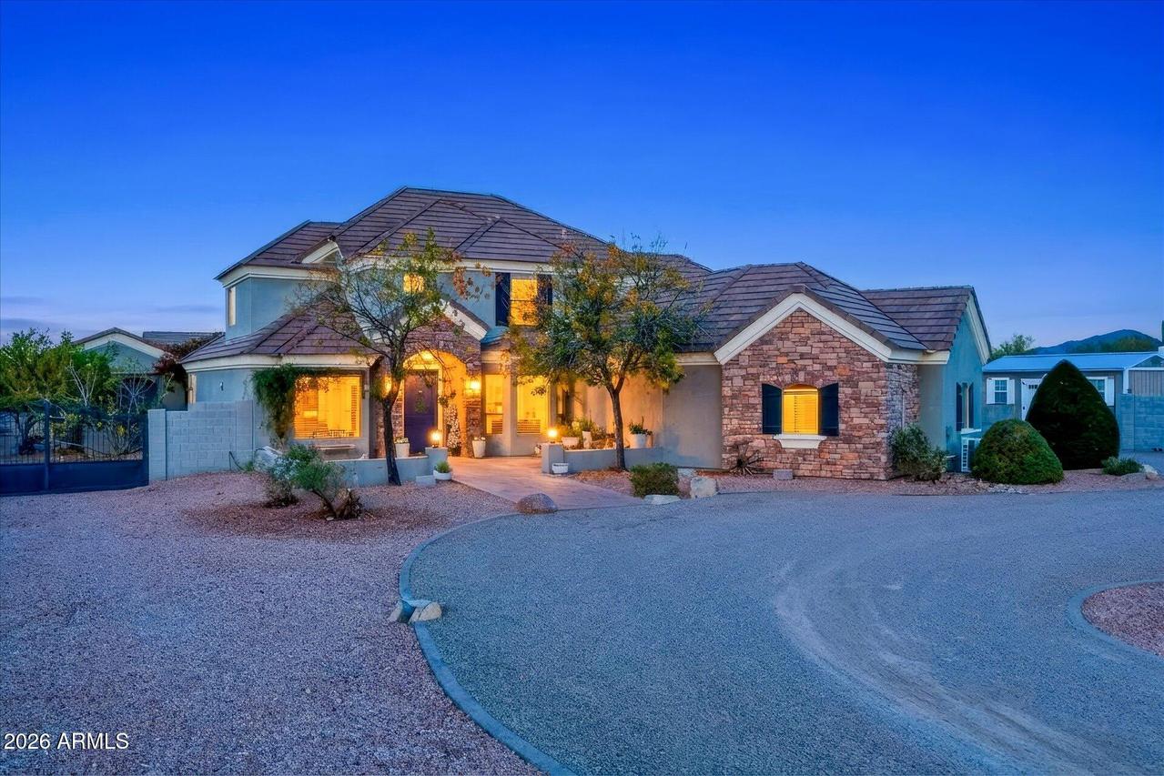 820 N 111th St., Mesa, AZ 85207