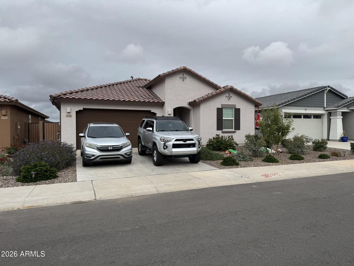 4326 E Enmark Dr., San Tan Valley, AZ 85143