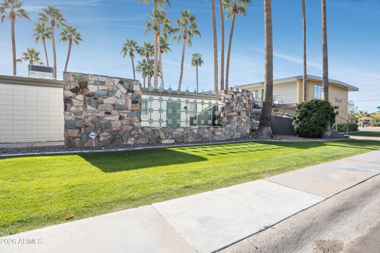 6805 E 2nd St. #7, Scottsdale, AZ 85251