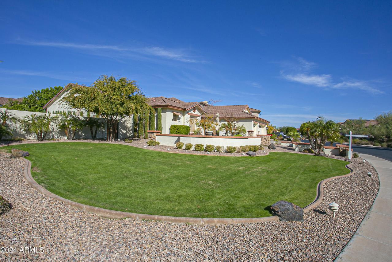 26702 N 97th Ln., Peoria, AZ 85383