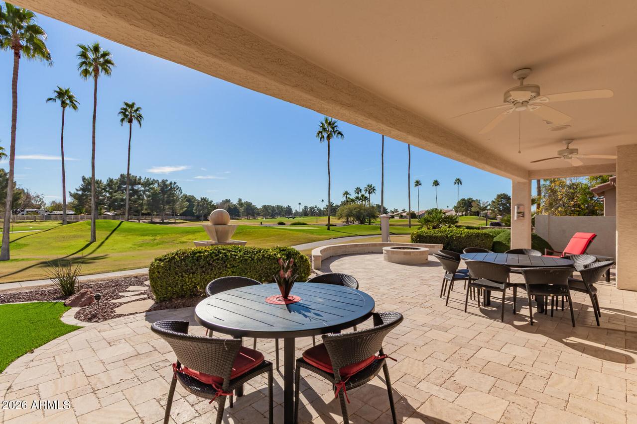 433 W Champagne Dr., Chandler, AZ 85248