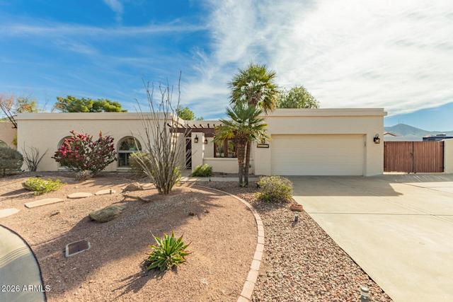 New Homes with Master Bedrooms on the 1st Floor That Attend Thunderbird High School: January 10th to January 16th