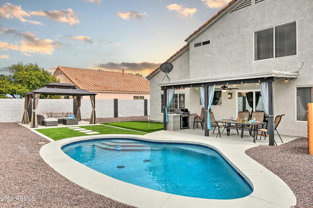 9150 W Villa Rita Dr., Peoria, AZ 85382