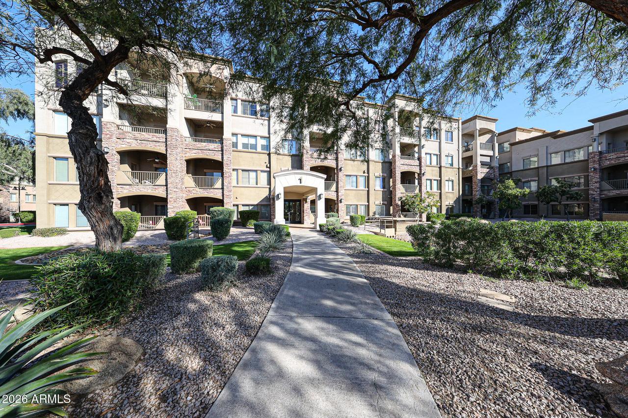 5450 E Deer Valley Dr. #1001, Phoenix, AZ 85054